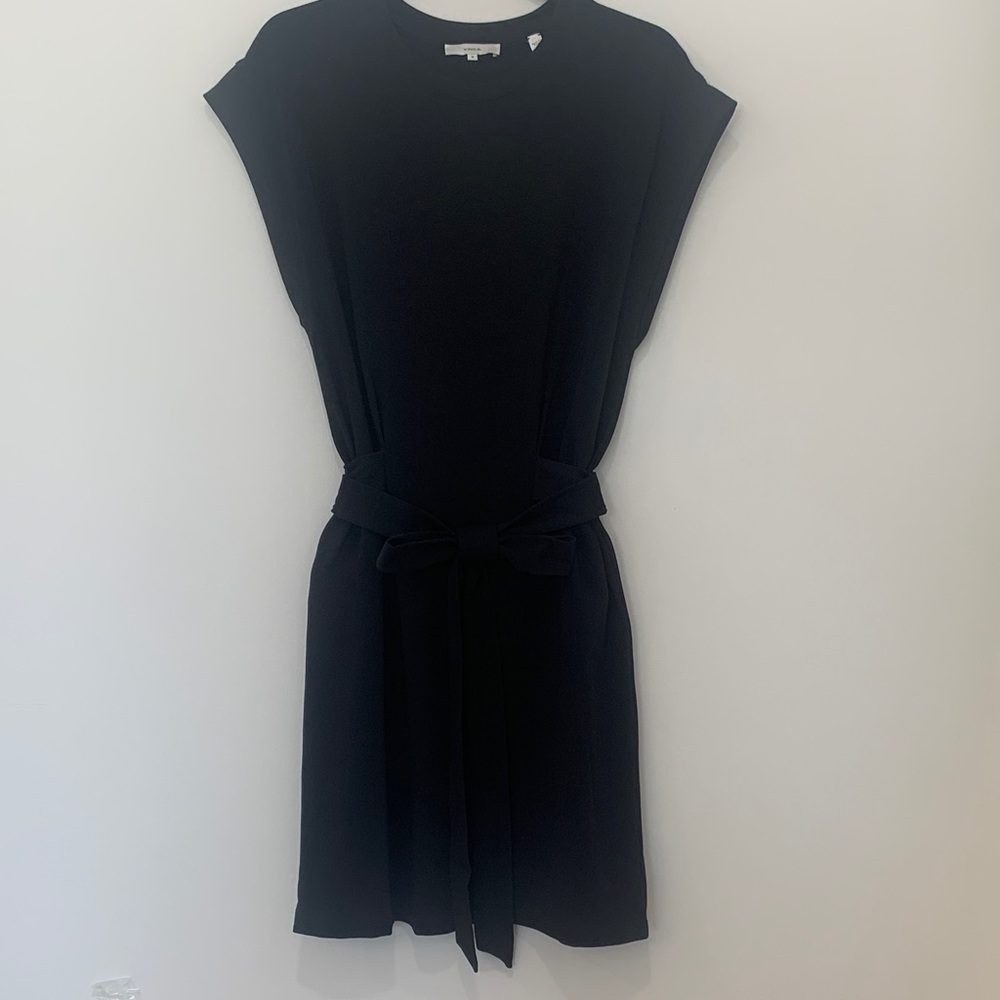 VINCE Black Belted T-Shirt Dress - Sz M